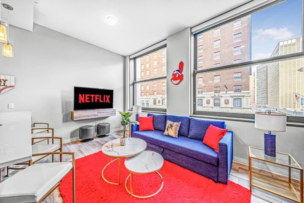 Ferienwohnung 2Br Unit In The Heart Of Dt With View Of Playhouse Square, Pool & Gym Access- 305 Cleveland Exterior foto
