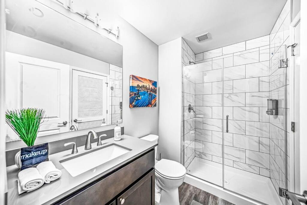 Ferienwohnung 2Br Unit In The Heart Of Dt With View Of Playhouse Square, Pool & Gym Access- 305 Cleveland Exterior foto