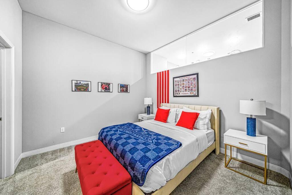 Ferienwohnung 2Br Unit In The Heart Of Dt With View Of Playhouse Square, Pool & Gym Access- 305 Cleveland Exterior foto